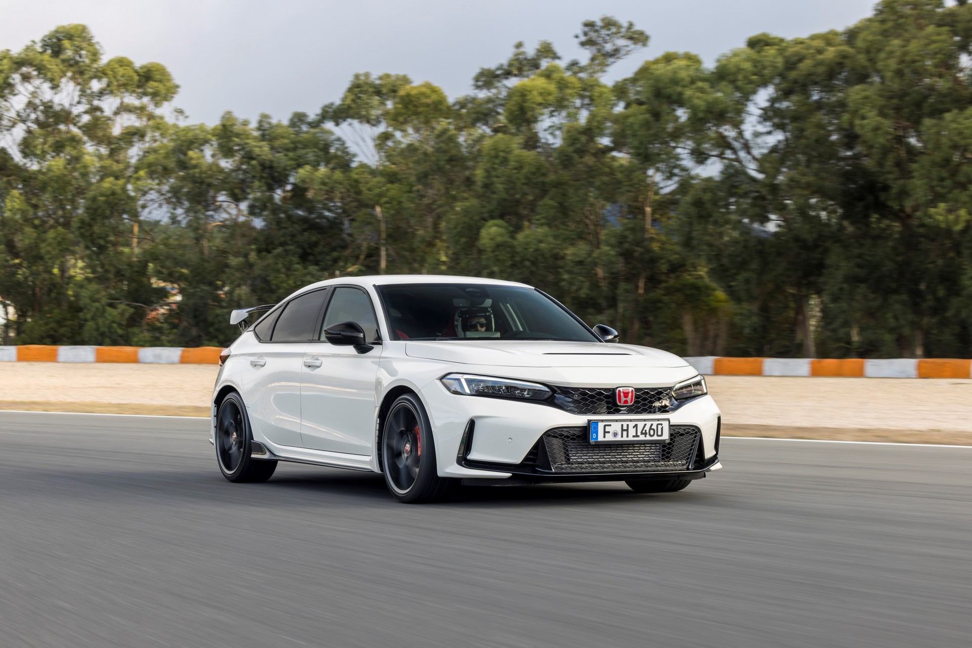 2023 Honda Civic Type R (EU-Spec) Front Three-Quarter Wallpapers #59 of 95