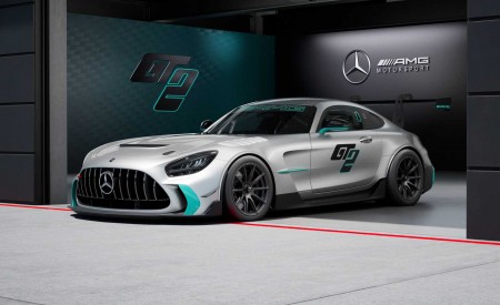 2023 Mercedes-AMG GT2 Front Three-Quarter Wallpapers 450x275 (1)