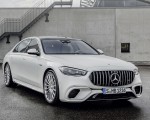2023 Mercedes-AMG S 63 E PERFORMANCE (Color: MANUFAKTUR Cashmere White Magno) Front Three-Quarter Wallpapers 150x120 (21)