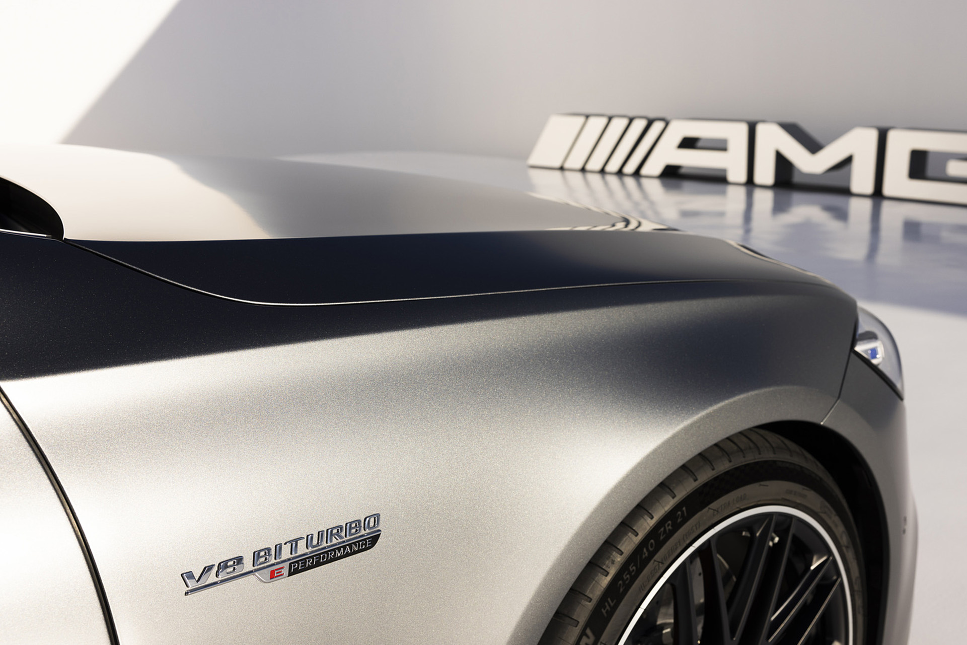 2023 Mercedes-AMG S 63 E PERFORMANCE (Color: MANUFAKTUR Selenite Grey Magno) Detail Wallpapers #90 of 161