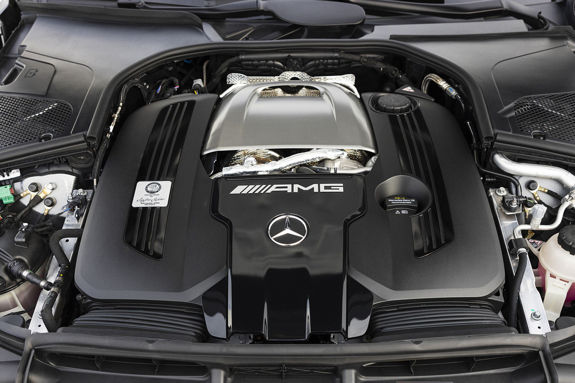 2023 Mercedes-AMG S 63 E PERFORMANCE (Color: MANUFAKTUR Selenite Grey Magno) Engine Wallpapers #50 of 161