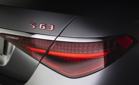 2023 Mercedes-AMG S 63 E PERFORMANCE (Color: MANUFAKTUR Selenite Grey Magno) Tail Light Wallpapers 450x275 (149)