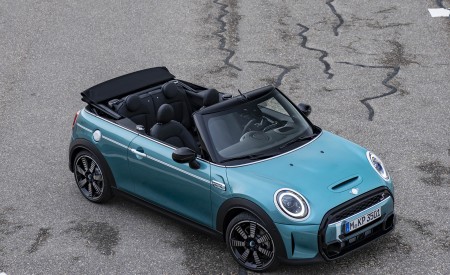 2023 Mini Cooper S Convertible Seaside Edition (Color: Caribbean Aqua) Front Three-Quarter Wallpapers 450x275 (45)