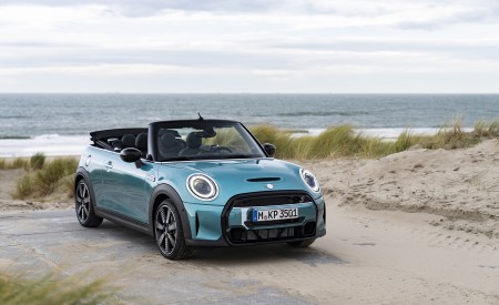 2023 Mini Cooper S Convertible Seaside Edition (Color: Caribbean Aqua) Front Three-Quarter Wallpapers 450x275 (21)