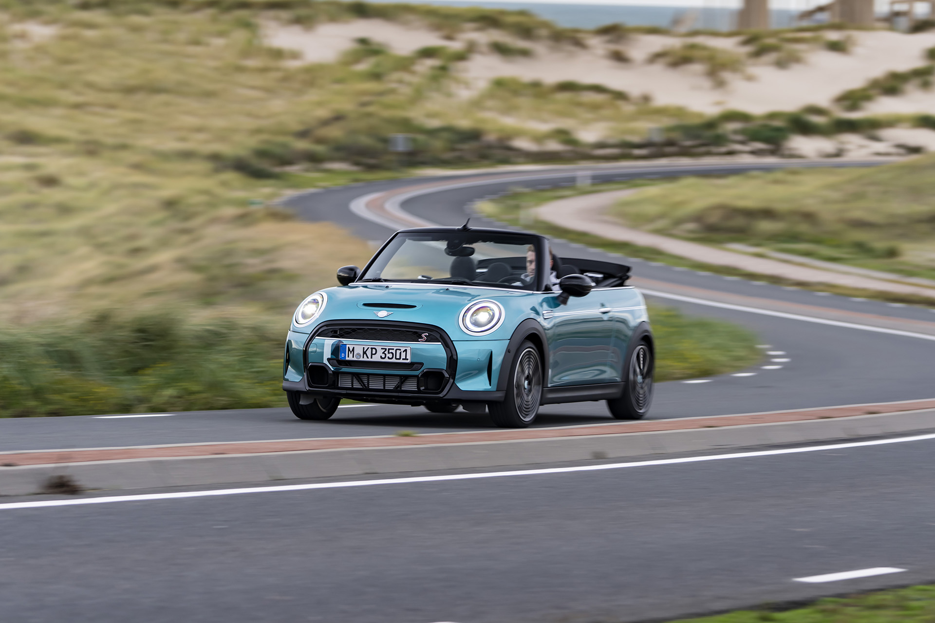 2023 Mini Cooper S Convertible Seaside Edition (Color: Caribbean Aqua) Front Three-Quarter Wallpapers (4)