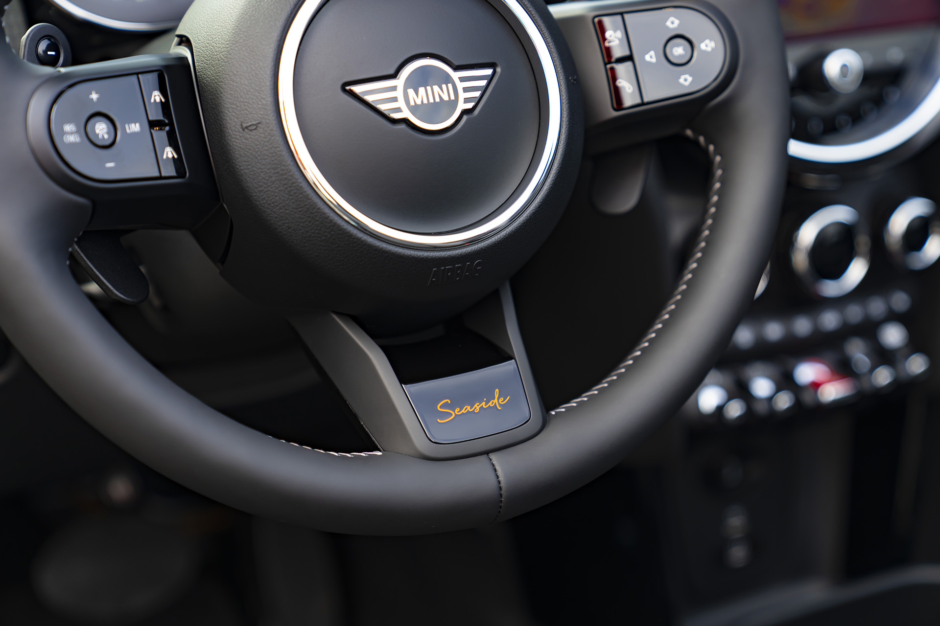 2023 Mini Cooper S Convertible Seaside Edition (Color: Caribbean Aqua) Interior Steering Wheel Wallpapers #70 of 133