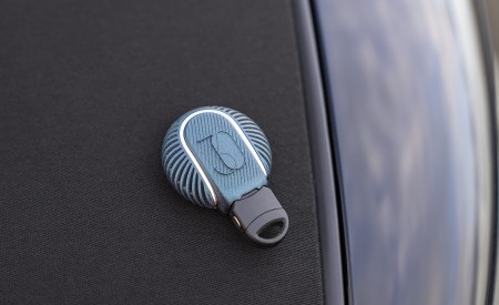 2023 Mini Cooper S Convertible Seaside Edition (Color: Caribbean Aqua) Key Fob Wallpapers 450x275 (76)