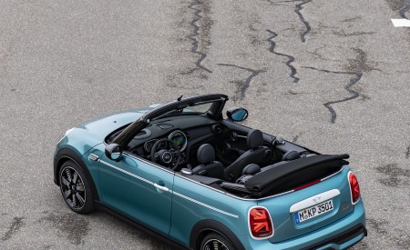 2023 Mini Cooper S Convertible Seaside Edition (Color: Caribbean Aqua) Rear Three-Quarter Wallpapers 450x275 (47)