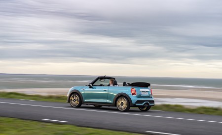 2023 Mini Cooper S Convertible Seaside Edition (Color: Caribbean Aqua) Rear Three-Quarter Wallpapers 450x275 (12)