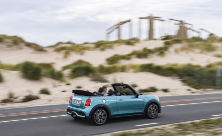 2023 Mini Cooper S Convertible Seaside Edition (Color: Caribbean Aqua) Rear Three-Quarter Wallpapers 450x275 (9)