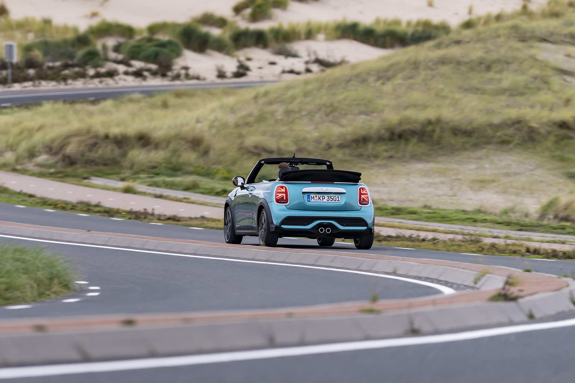 2023 Mini Cooper S Convertible Seaside Edition (Color: Caribbean Aqua) Rear Wallpapers (6)