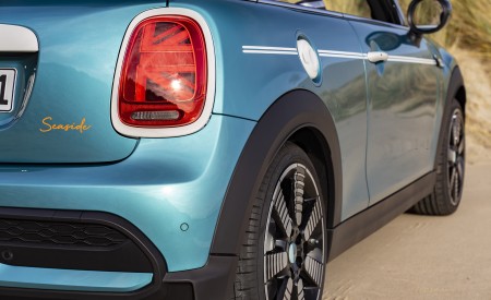 2023 Mini Cooper S Convertible Seaside Edition (Color: Caribbean Aqua) Tail Light Wallpapers 450x275 (56)