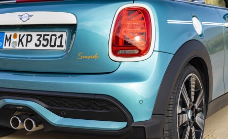 2023 Mini Cooper S Convertible Seaside Edition (Color: Caribbean Aqua) Tail Light Wallpapers 450x275 (59)