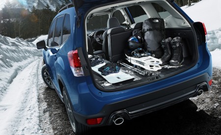 2023 Subaru Forester XT-Edition Trunk Wallpapers 450x275 (5)