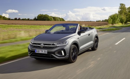 2023 Volkswagen T-Roc Cabriolet Edition Grey Front Three-Quarter Wallpapers 450x275 (1)