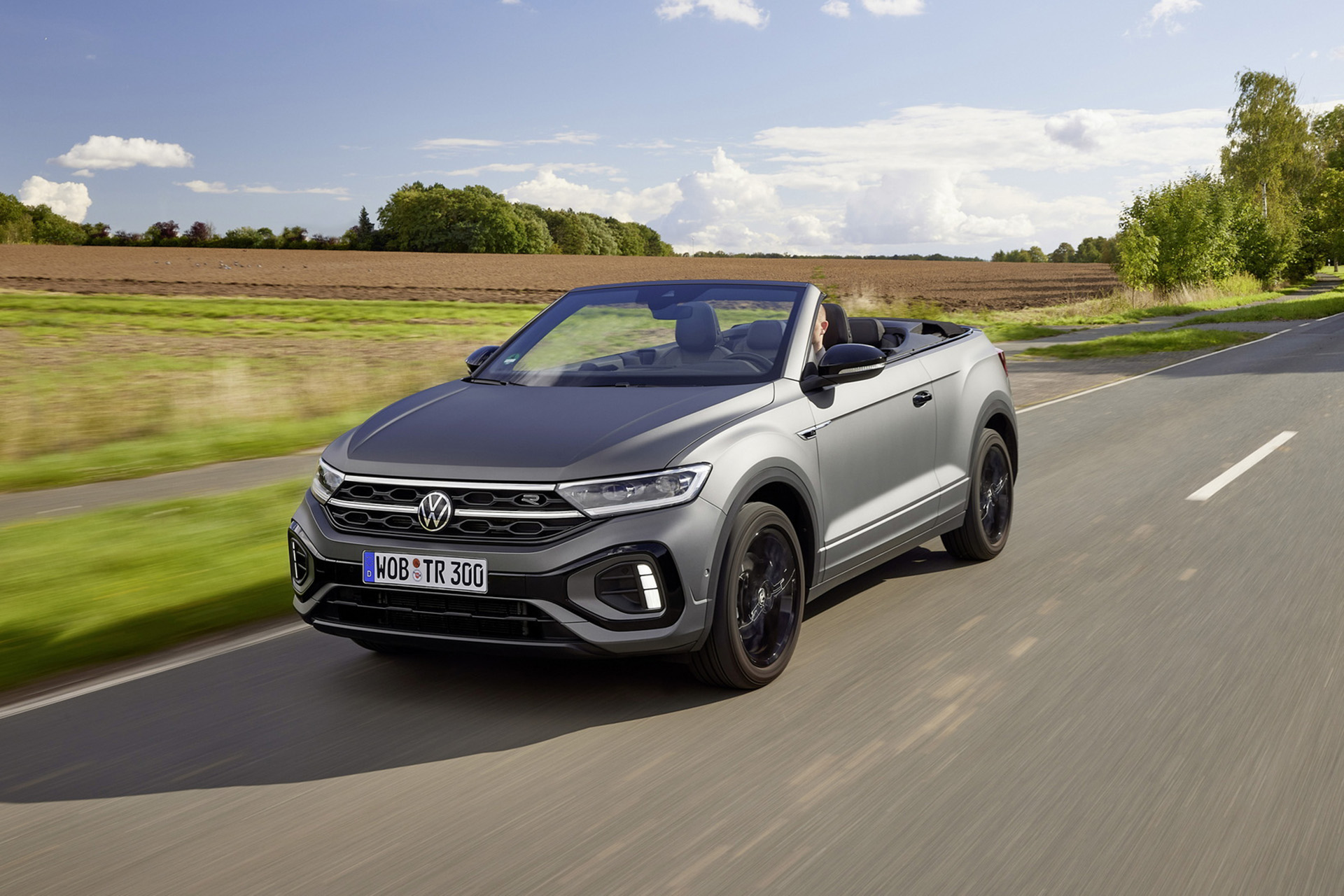 2023 Volkswagen T-Roc Cabriolet Edition Grey Front Three-Quarter Wallpapers (1)