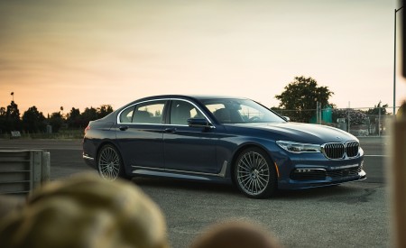 2017 ALPINA B7 xDrive Front Three-Quarter Wallpapers 450x275 (55)