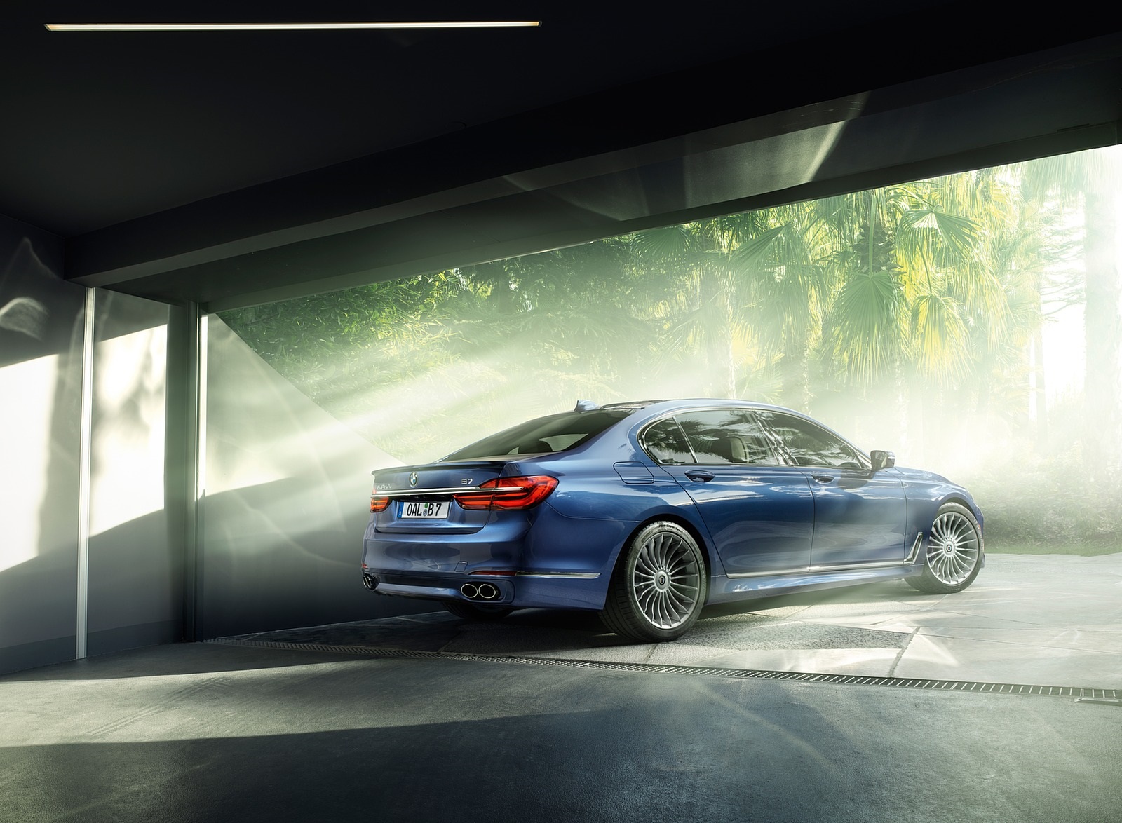 2017 ALPINA BMW B7 xDrive Blue Side Wallpapers (13)