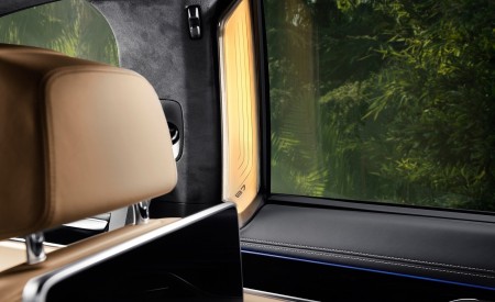 2017 ALPINA BMW B7 xDrive Interior Detail Wallpapers 450x275 (29)