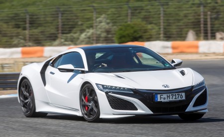 2017 Honda NSX (Euro-Spec) (Color: 130R White) Front Three-Quarter Wallpapers 450x275 (39)
