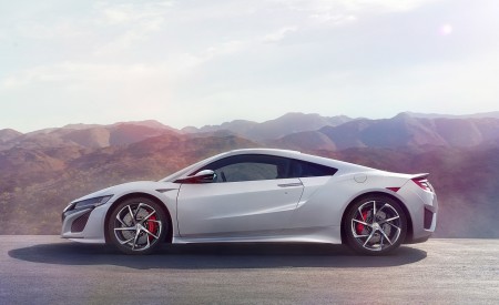 2017 Honda NSX (Euro-Spec) (Color: Casino White) Side Wallpapers 450x275 (58)