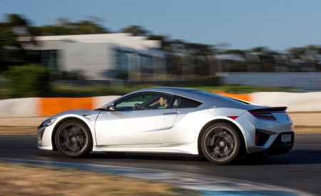 2017 Honda NSX (Euro-Spec) (Color: Silver Metallic) Side Wallpapers 450x275 (32)