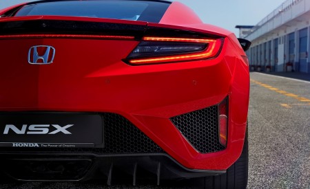 2017 Honda NSX (Euro-Spec) Tail Light Wallpapers 450x275 (22)