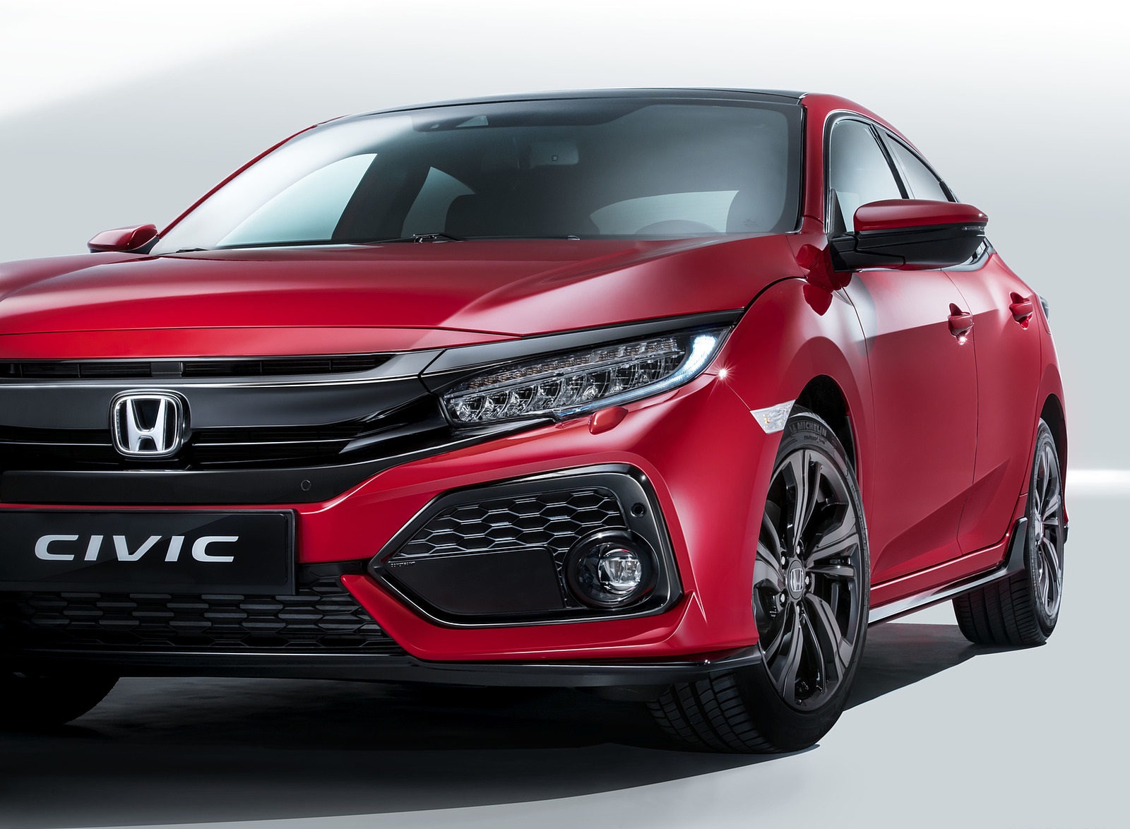 2017 Honda Civic Hatchback (Euro-Spec) Headlight Wallpapers (6)