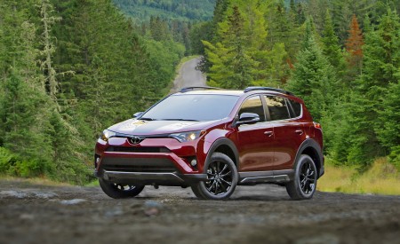 2018 Toyota RAV4 Adventure Front Three-Quarter Wallpapers 450x275 (4)