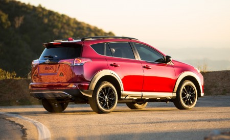2018 Toyota RAV4 Adventure Rear Three-Quarter Wallpapers 450x275 (7)