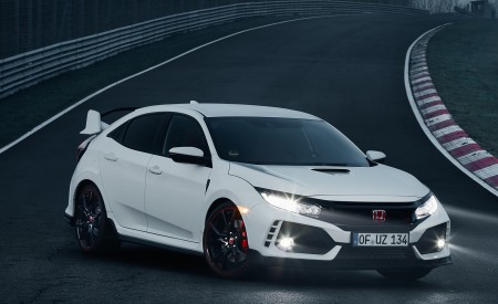 2017 Honda Civic Type R Front Three-Quarter Wallpapers  450x275 (12)