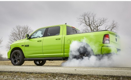 2017 Ram 1500 Sublime Sport Side Wallpapers  450x275 (7)