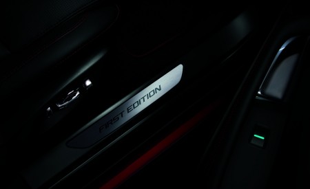 2018 Jaguar E-PACE Door Sill Wallpapers 450x275 (31)