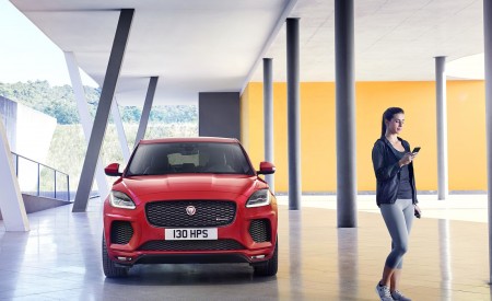 2018 Jaguar E-PACE R-Dynamic Front Wallpapers 450x275 (17)
