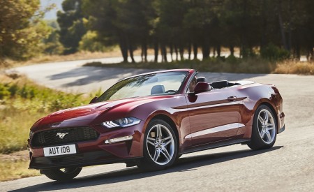 2018 Ford Mustang Cabrio (Euro-Spec) Front Three-Quarter Wallpapers 450x275 (3)