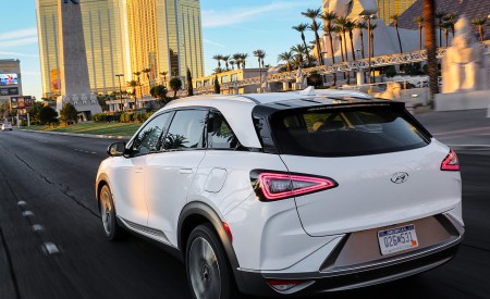2019 Hyundai NEXO FCEV Rear Three-Quarter Wallpapers 450x275 (34)