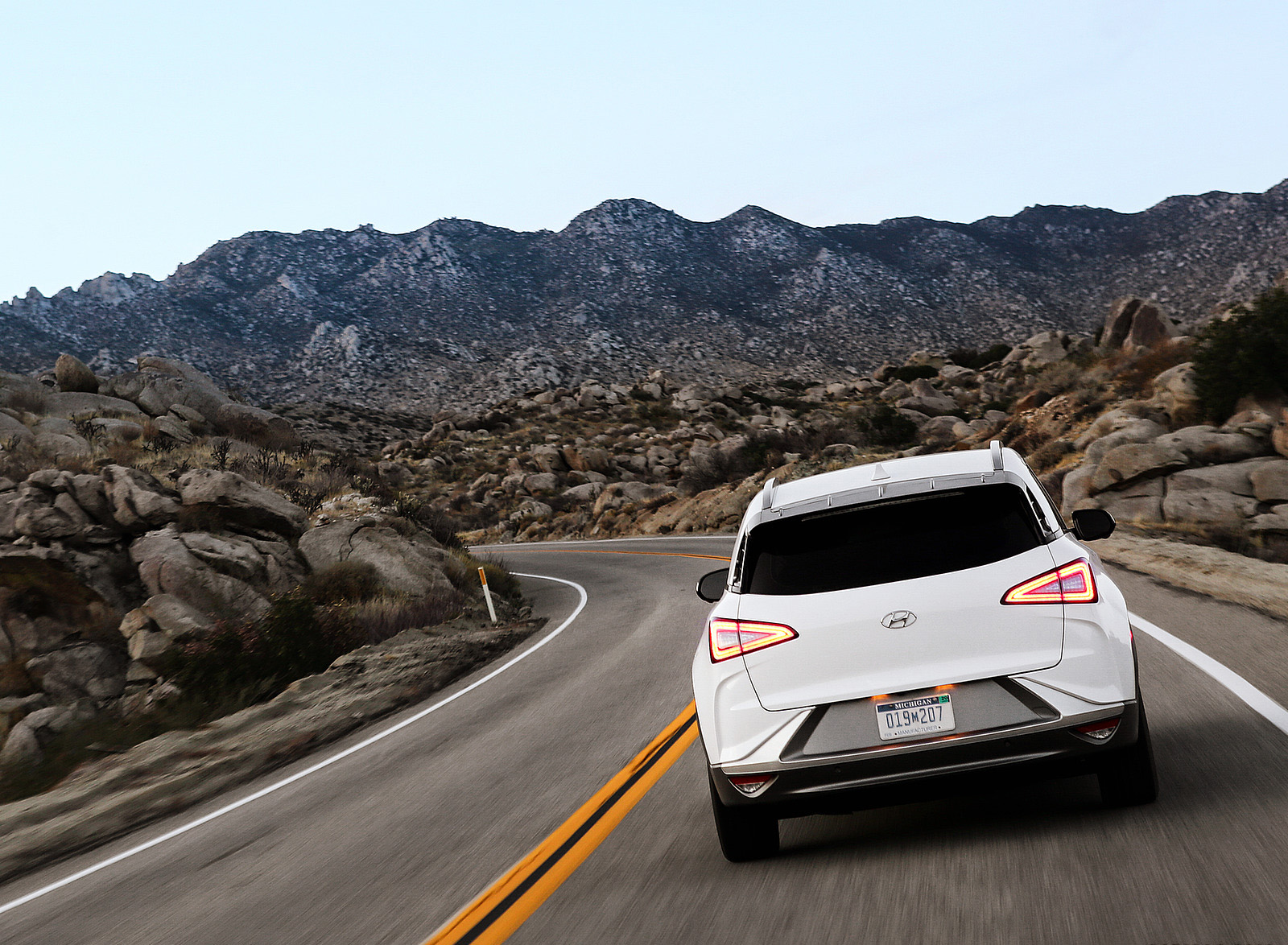 2019 Hyundai NEXO FCEV Rear Wallpapers (12)