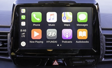 2019 Hyundai Veloster Central Console Wallpapers 450x275 (33)