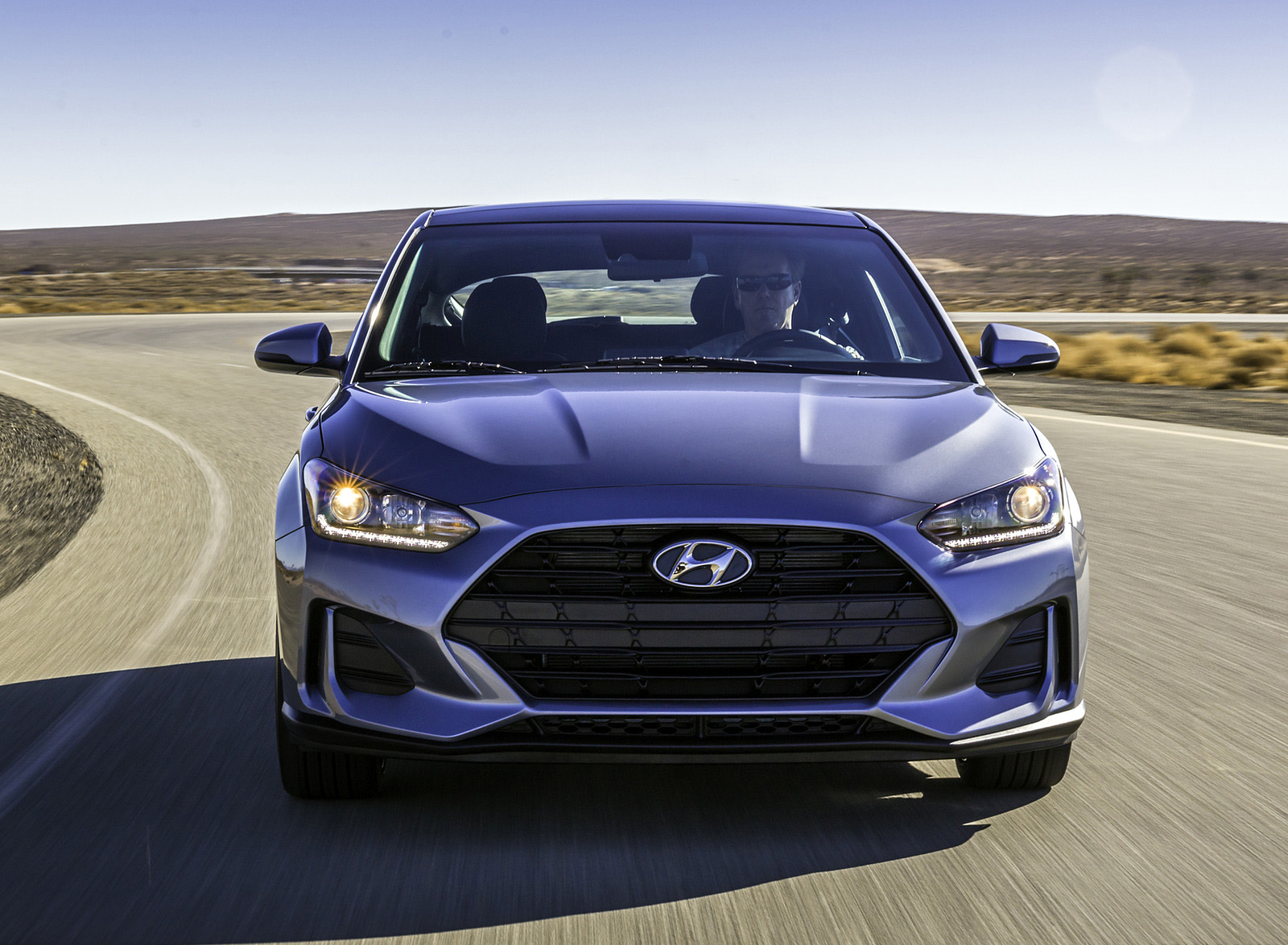 2019 Hyundai Veloster Front Wallpapers #2 of 43