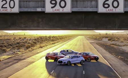2019 Hyundai Veloster Lineup Wallpapers 450x275 (42)