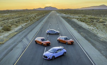 2019 Hyundai Veloster Lineup Wallpapers 450x275 (39)