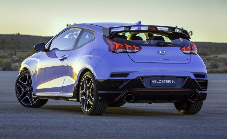 2019 Hyundai Veloster N Rear Three-Quarter Wallpapers 450x275 (27)