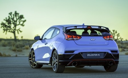 2019 Hyundai Veloster N Rear Wallpapers 450x275 (29)