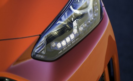 2019 Hyundai Veloster R-Spec Turbo Headlight Wallpapers 450x275 (33)