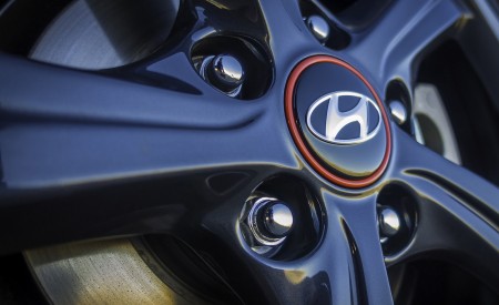 2019 Hyundai Veloster R-Spec Turbo Wheel Wallpapers 450x275 (30)