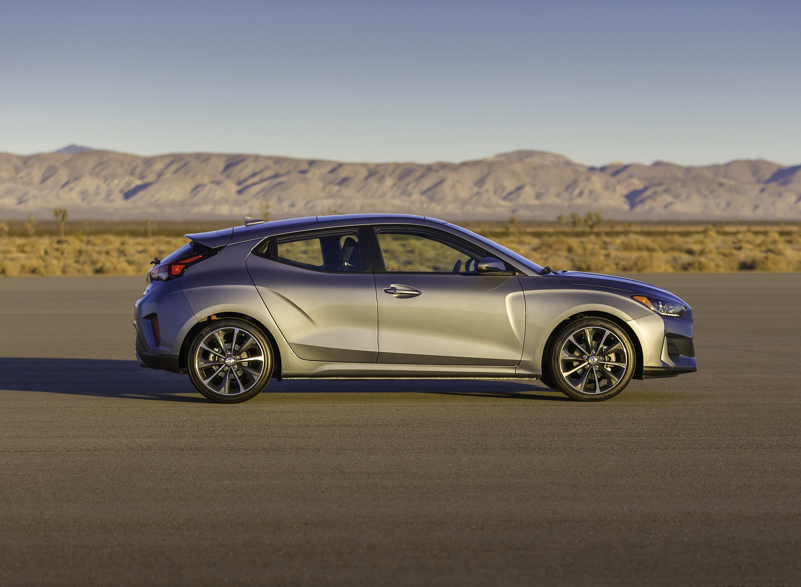 2019 Hyundai Veloster Side Wallpapers #11 of 43