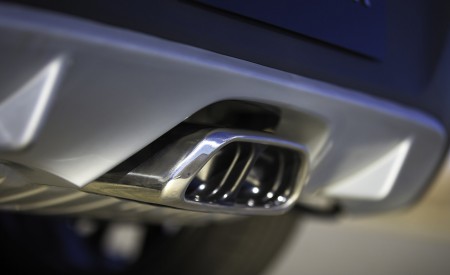 2019 Hyundai Veloster Tailpipe Wallpapers 450x275 (25)