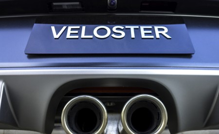 2019 Hyundai Veloster Turbo Tailpipe Wallpapers  450x275 (20)