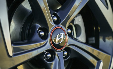 2019 Hyundai Veloster Turbo Wheel Wallpapers  450x275 (31)