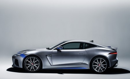 2019 Jaguar F-TYPE SVR Graphic Pack Side Wallpapers 450x275 (5)